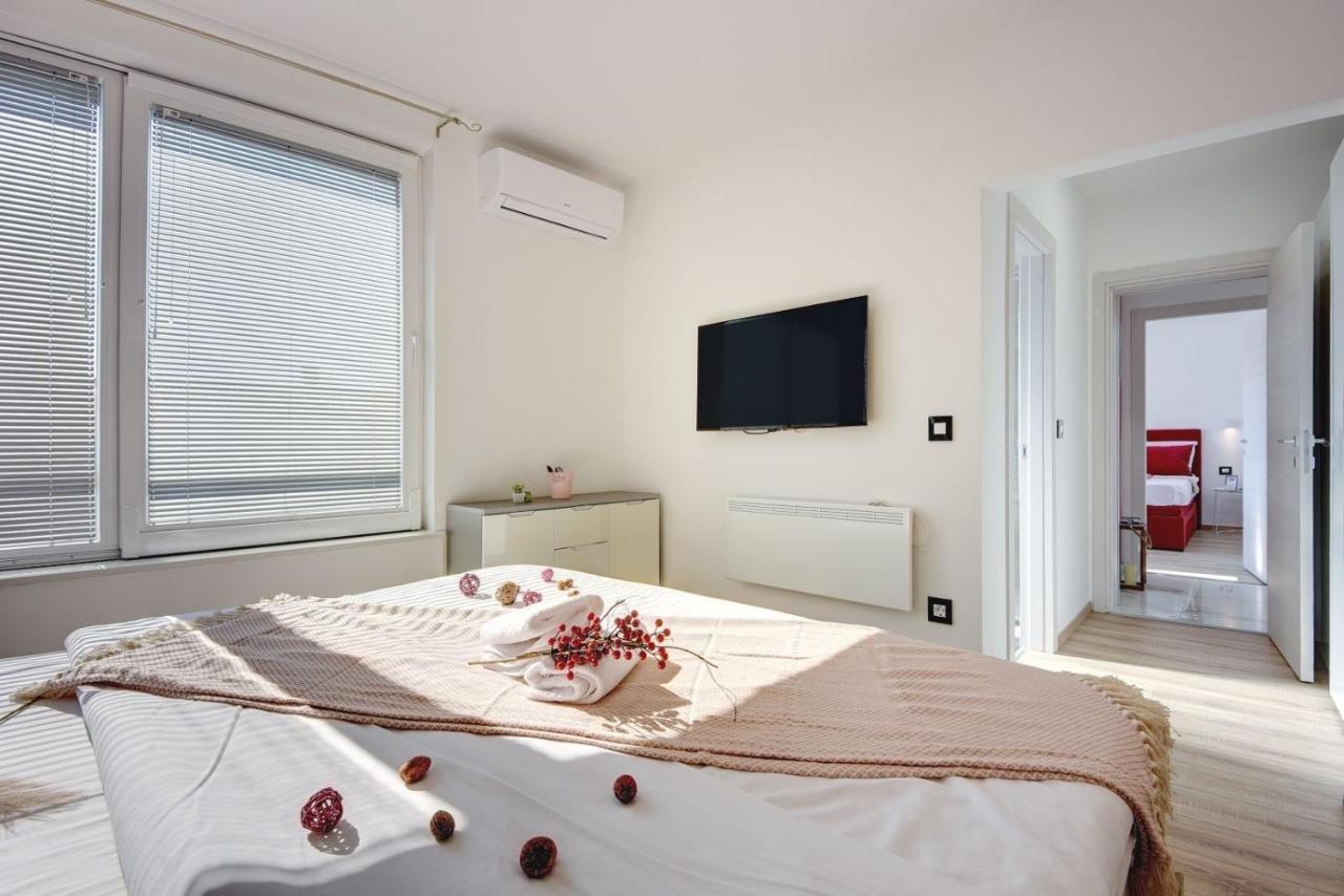 Villa Sunce Пула Экстерьер фото