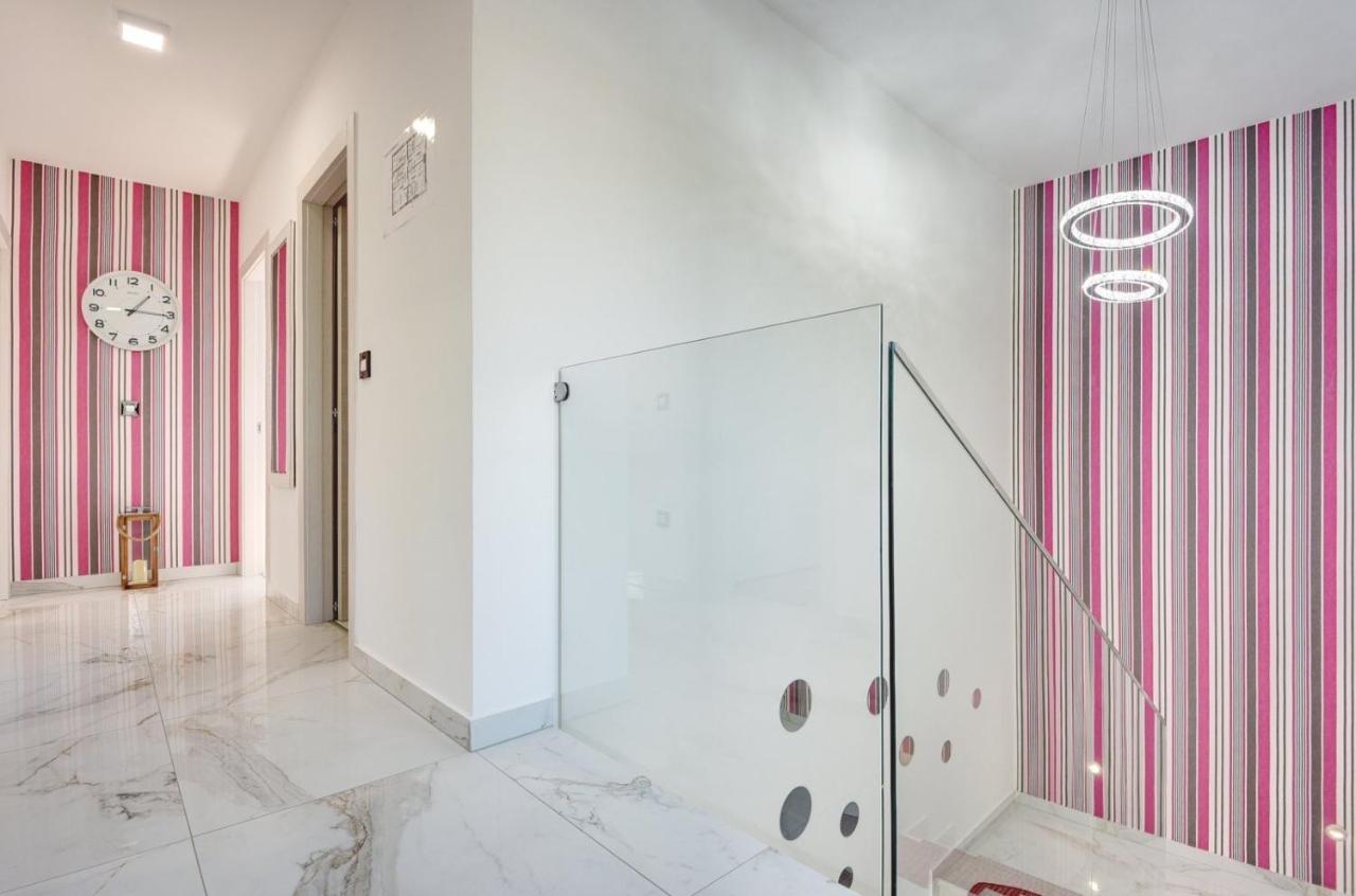 Villa Sunce Пула Экстерьер фото